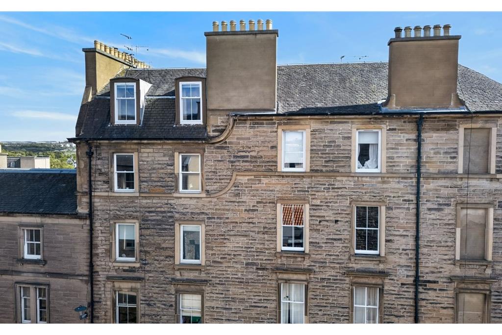 24/6 Duncan Street,
Edinburgh,
EH9 1SR - image 19