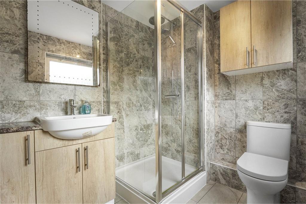 7/4 Gillsland Park,
Merchiston,
Edinburgh,
EH10 5TN - image 12