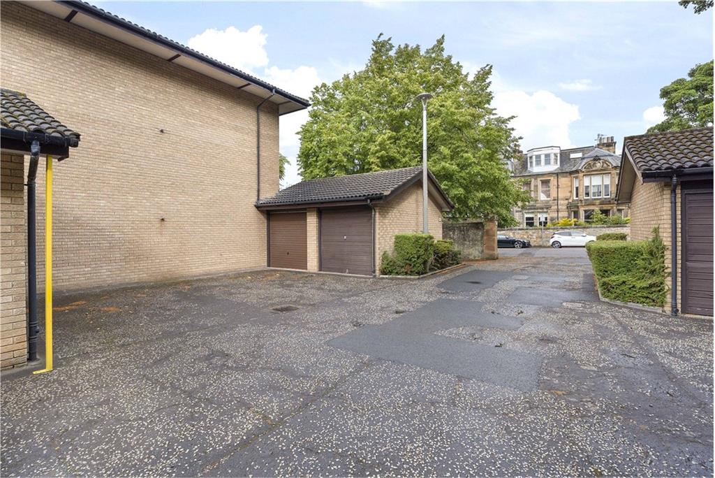 7/4 Gillsland Park,
Merchiston,
Edinburgh,
EH10 5TN - image 20