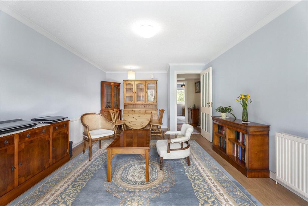 7/4 Gillsland Park,
Merchiston,
Edinburgh,
EH10 5TN - image 7
