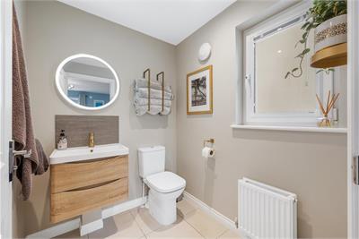 53 Serf Avenue, Dunfermline, KY11 8YZ - image 28