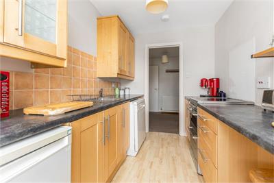 21/16 Blair Street, Old Town, Edinburgh, EH1 1QR - image 6