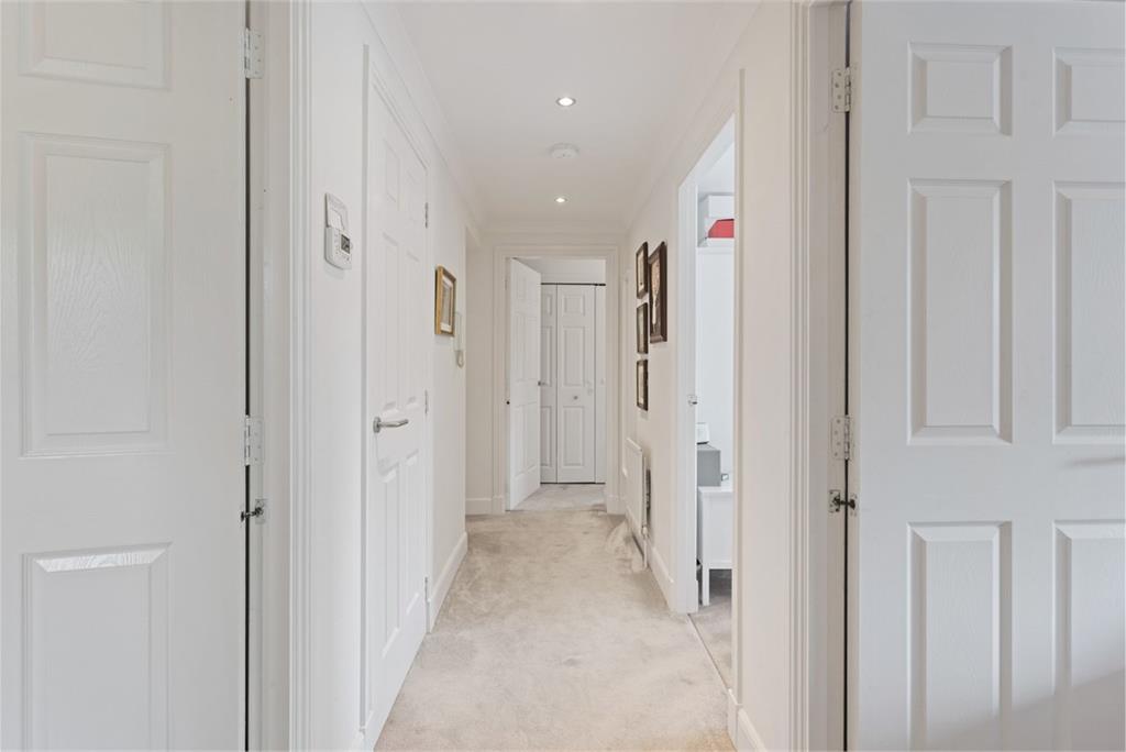 1/10 Ann Terrace, Abbeyhill, Edinburgh EH8 8HN - image 13