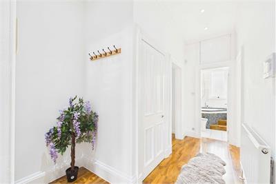 131/1 St Johns Road, Corstorphine, Edinburgh, EH12 7SB - image 3