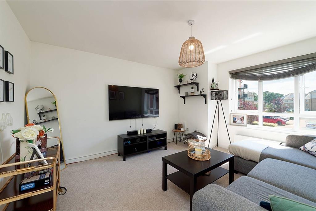 Flat 1/2 43 Elie Drive, , Bishopton, PA7 5RD - image 2