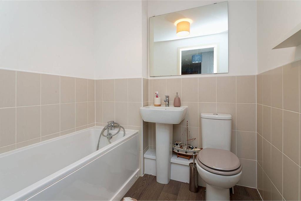 Flat 1/2 43 Elie Drive, , Bishopton, PA7 5RD - image 14