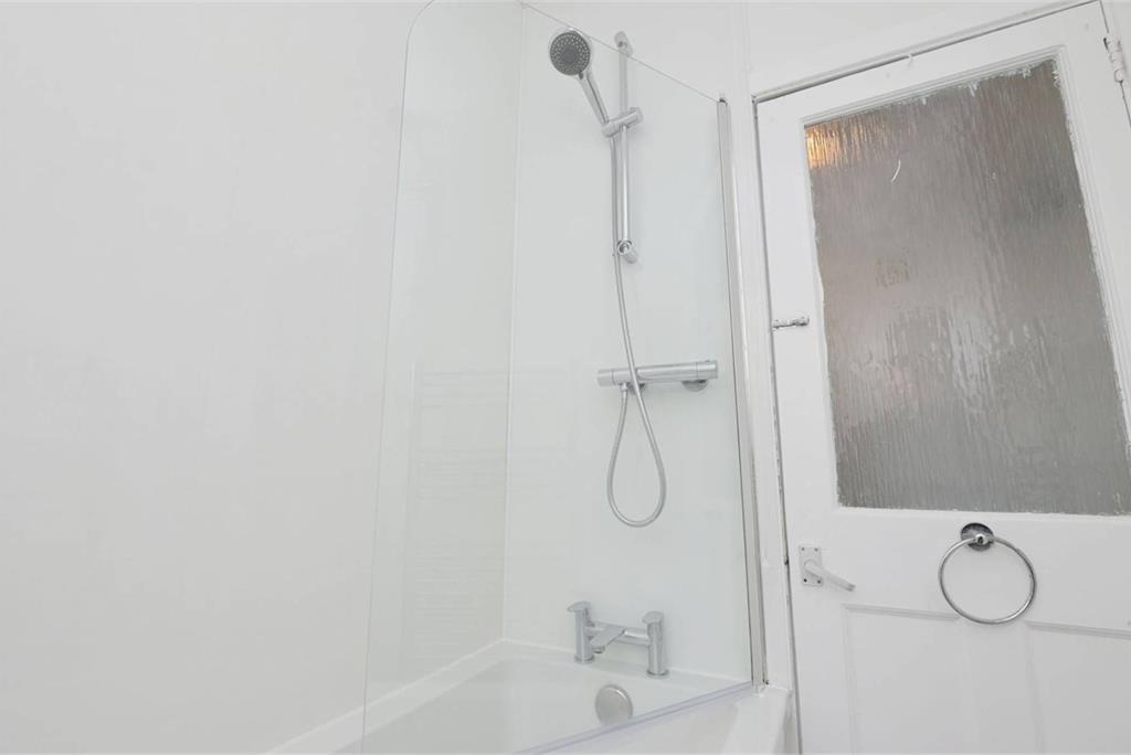 11/3 Sleigh Gardens, Craigentinny, EH7 6EL - image 13