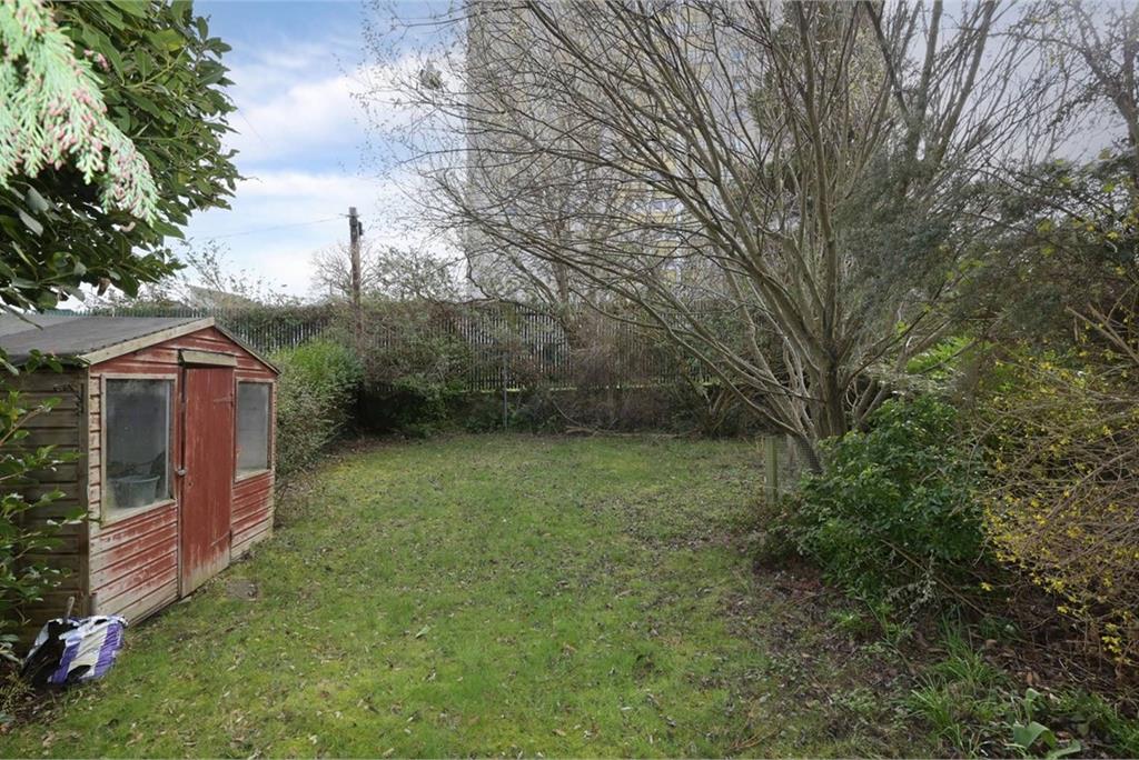 11/3 Sleigh Gardens, Craigentinny, EH7 6EL - image 15