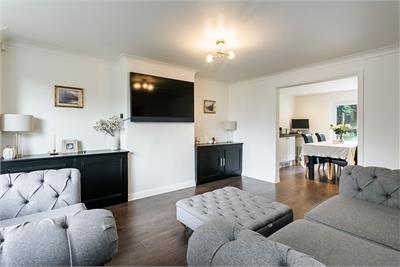 1 Baberton Mains View,
Edinburgh,
EH14 3BR - image 2