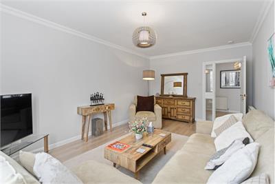 27/7 Fettes Row, Edinburgh, EH3 6RL - image 5