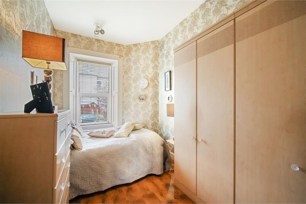 5 Ryehill Avenue, Edinburgh, EH6 8EU - image 10