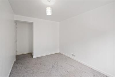 28/5 Springwell Place, Edinburgh, EH11 2HY - image 12