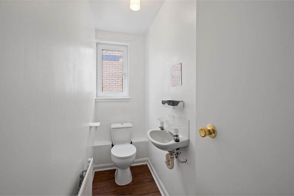 28/5 Springwell Place, Edinburgh, EH11 2HY - image 13