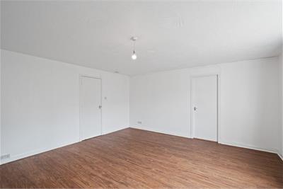 28/5 Springwell Place, Edinburgh, EH11 2HY - image 3