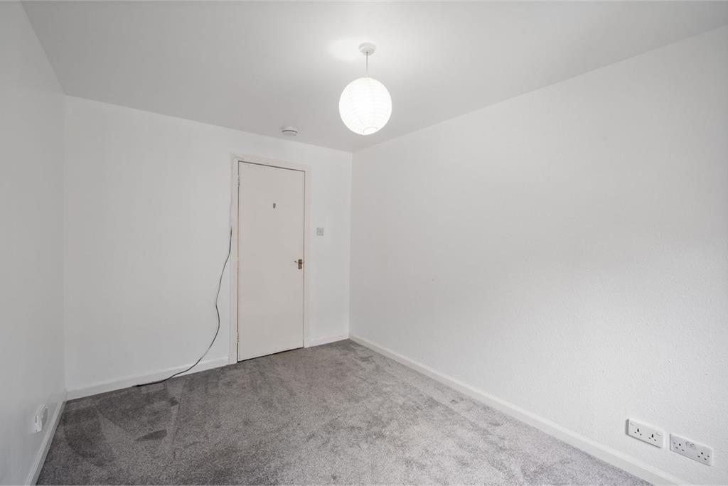 28/5 Springwell Place, Edinburgh, EH11 2HY - image 10