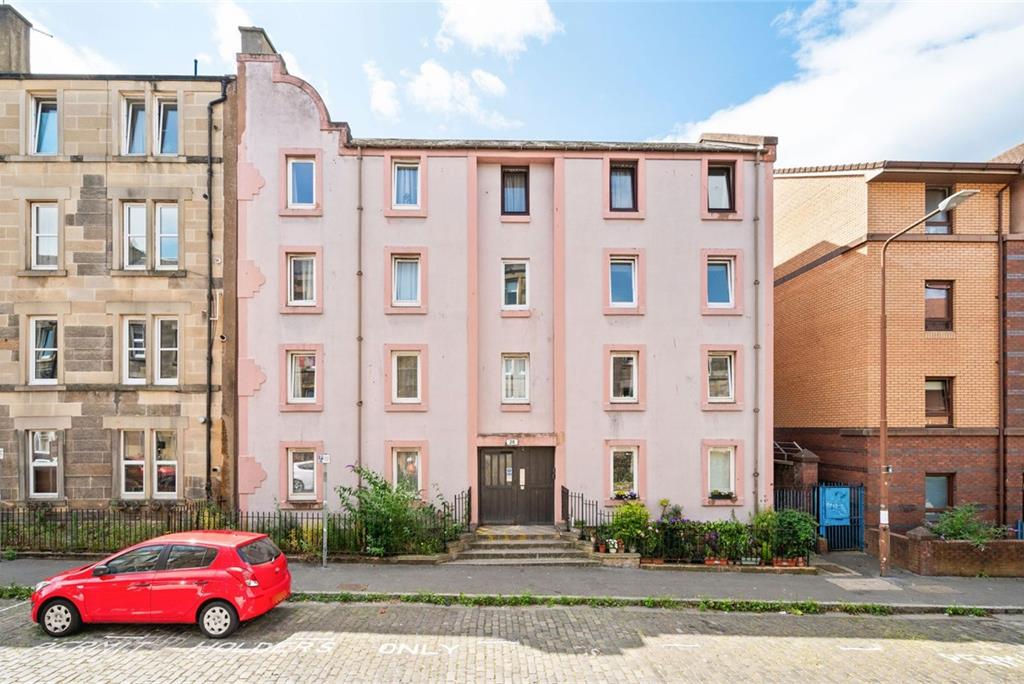 28/5 Springwell Place, Edinburgh, EH11 2HY - image 1