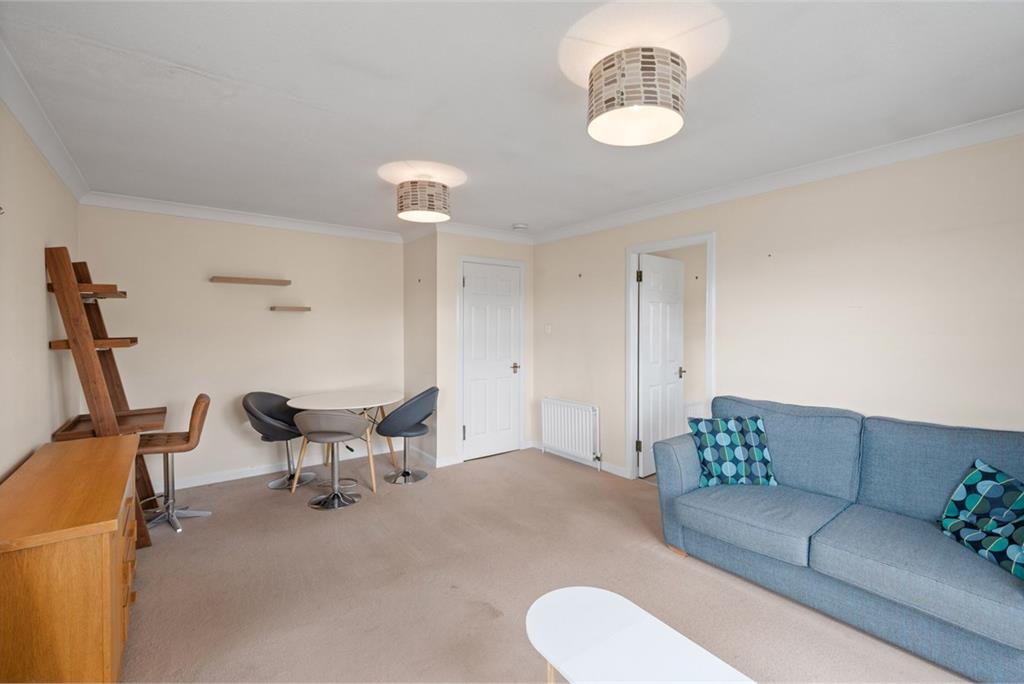 19/16 Russell Gardens, Edinburgh, EH12 5PP - image 4
