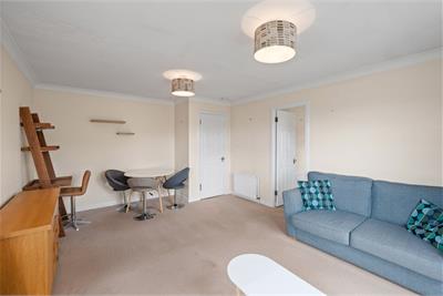 19/16 Russell Gardens, Roseburn, Edinburgh, EH12 5PP - image 5