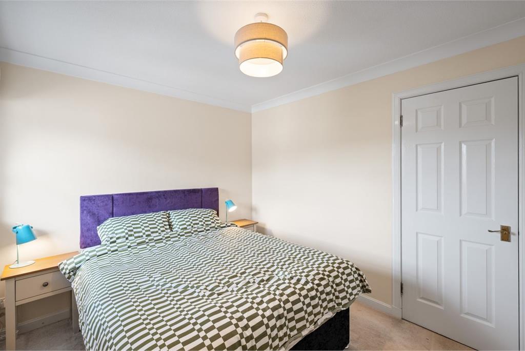 19/16 Russell Gardens, Edinburgh, EH12 5PP - image 8