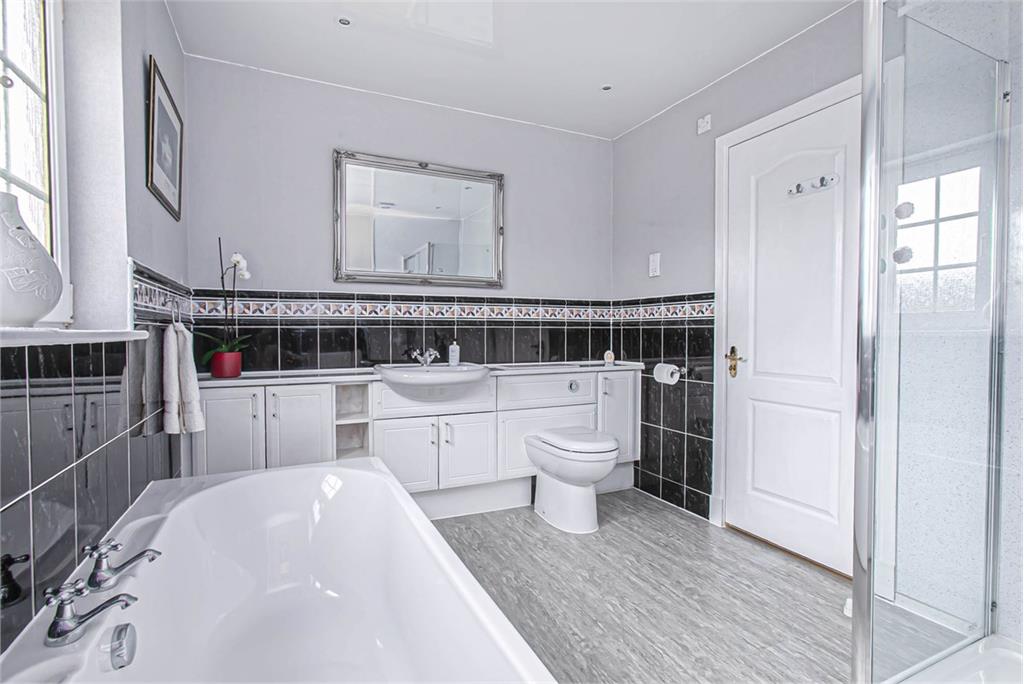 1 Blackwood Court, Dunfermline, KY11 8TF - image 16