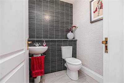 1 Blackwood Court, Dunfermline, KY11 8TF - image 20