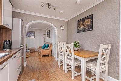 1 Blackwood Court, Dunfermline, KY11 8TF - image 5