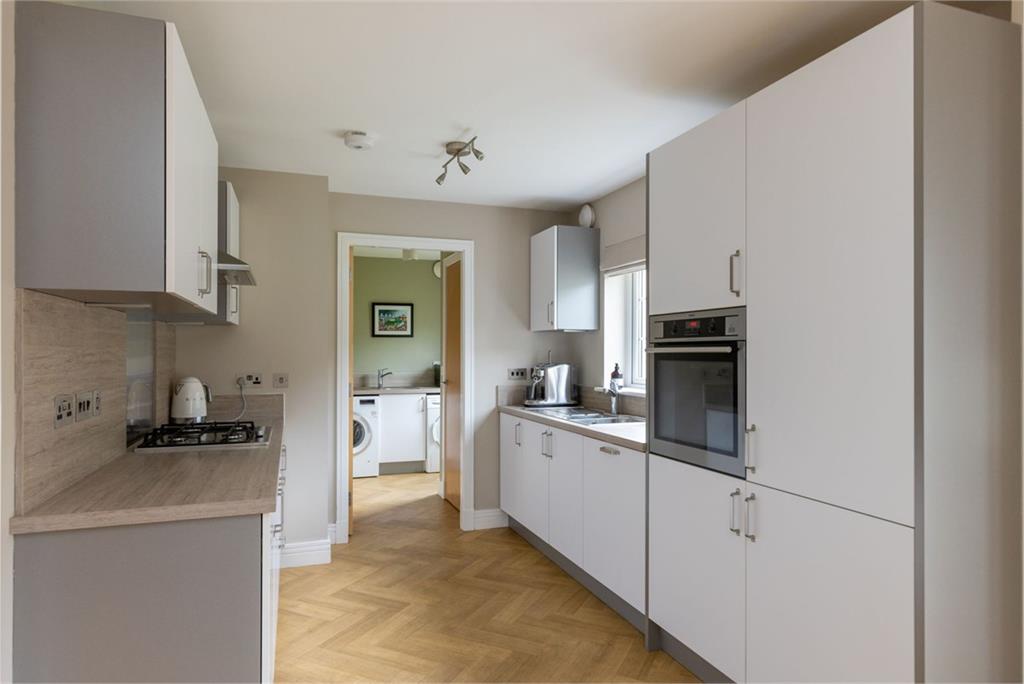 4 Greenstone Loan, Ratho, EH28 8AG - image 7
