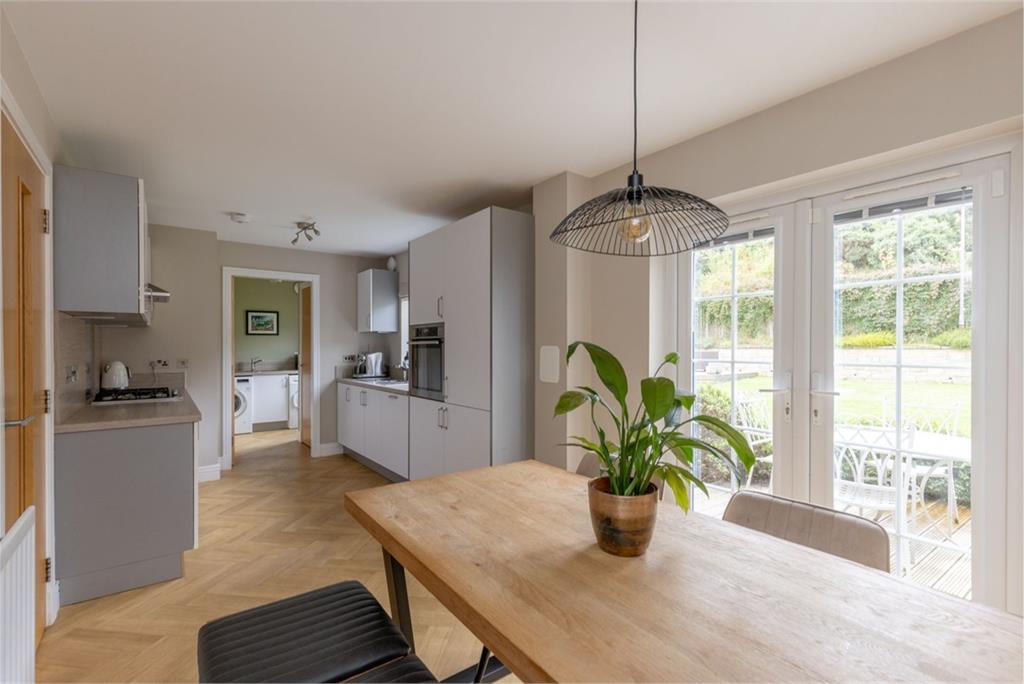 4 Greenstone Loan, Ratho, EH28 8AG - image 10