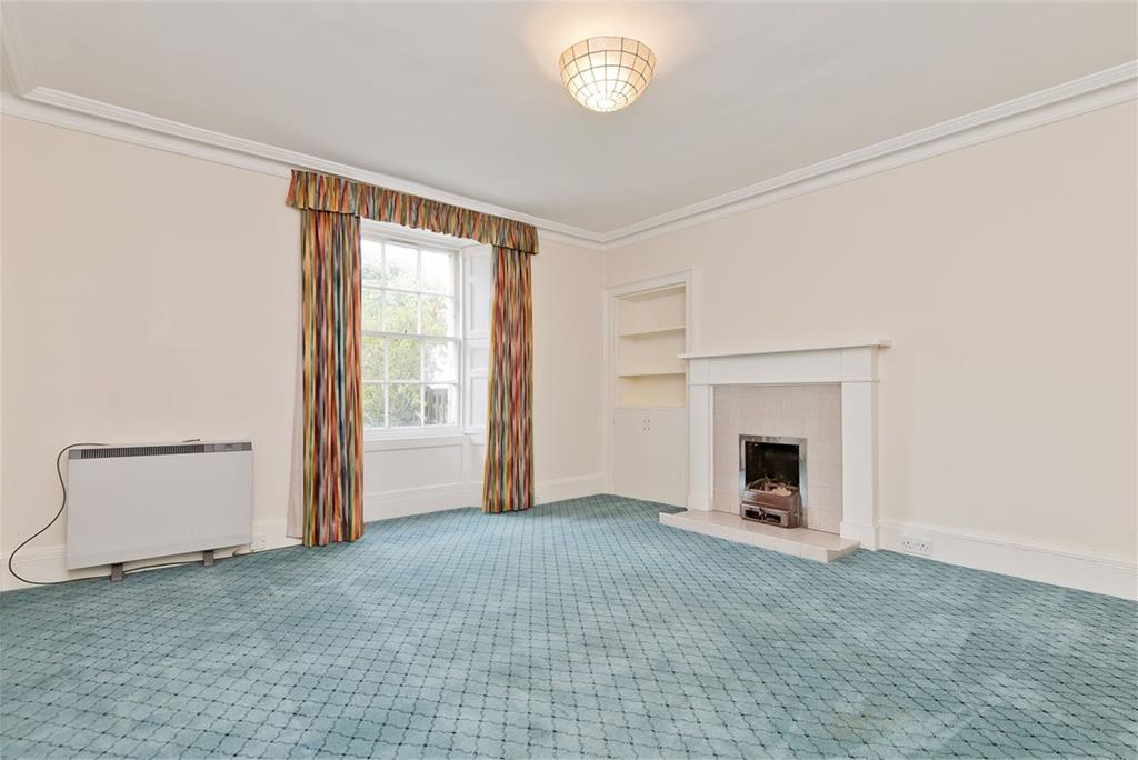 32 Marketgate South,
Crail,
Anstruther,
KY10 3TL - image 2