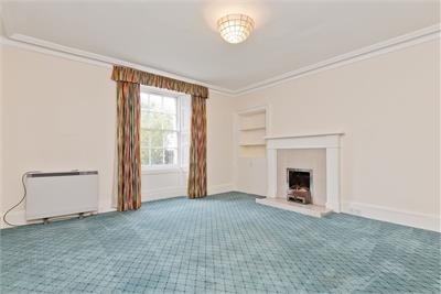 32 Marketgate South, Crail, Anstruther, KY10 3TL - image 2
