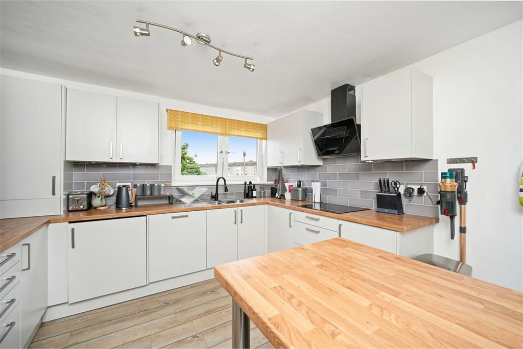 11/3 Oxgangs Place, Oxgangs, Edinburgh, EH13 9BD - image 5