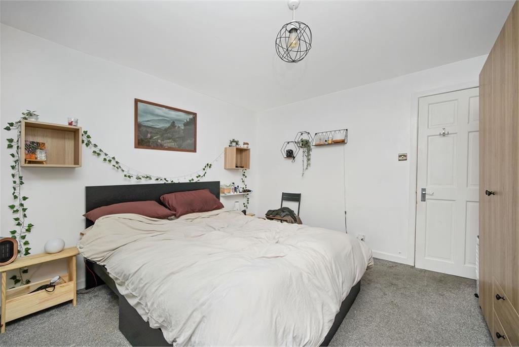 11/3 Oxgangs Place, Oxgangs, Edinburgh, EH13 9BD - image 10