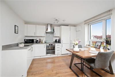 45/4 South Gyle Broadway, South Gyle, Edinburgh, EH12 9LR - image 2