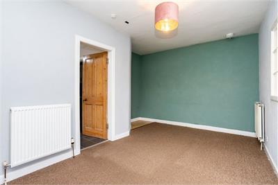 16 Bond Street, Innerleithen, EH44 6HW - image 5