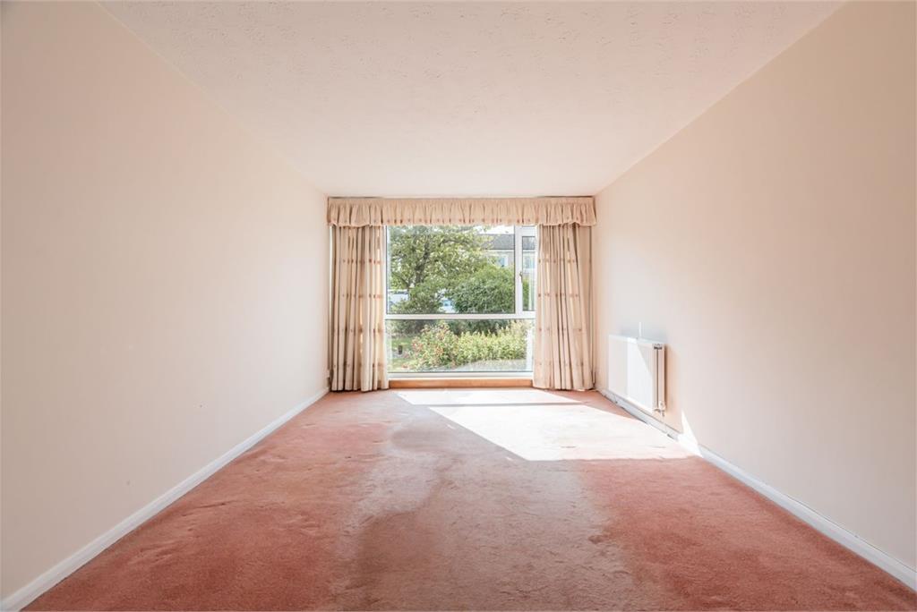 34 North Gyle Grove, Edinburgh, EH12 8JZ - image 4