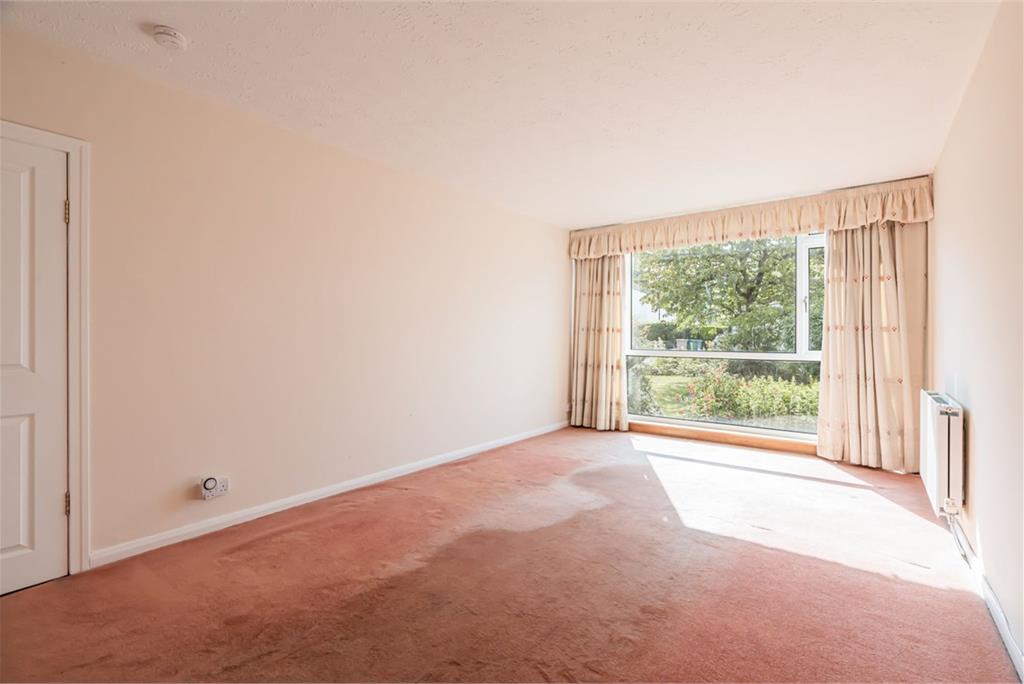 34 North Gyle Grove, Edinburgh, EH12 8JZ - image 6