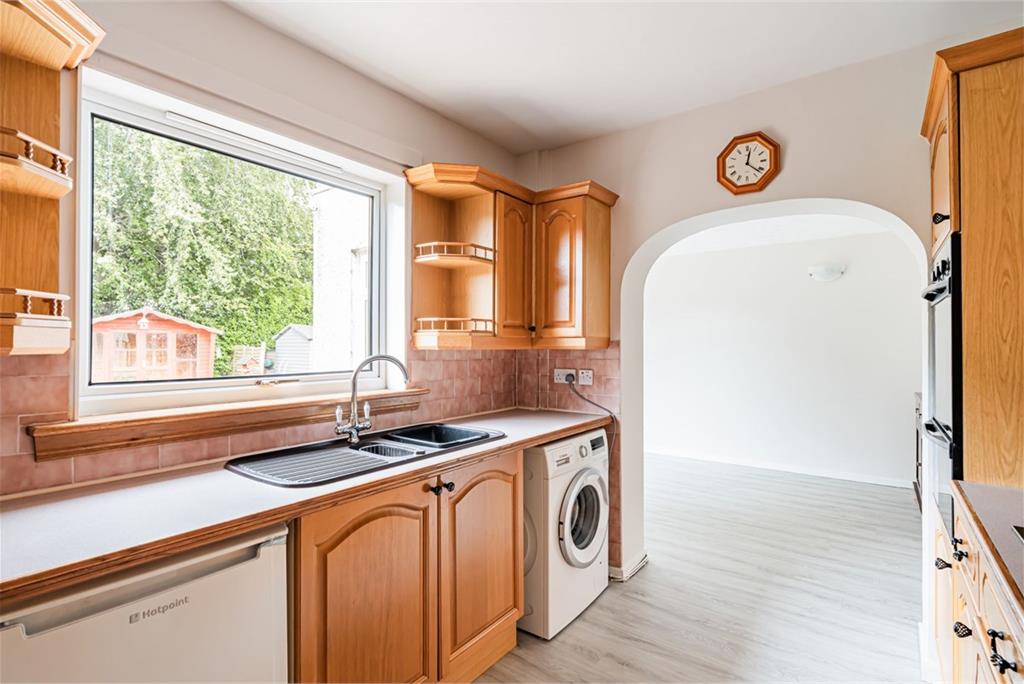 34 North Gyle Grove, Edinburgh, EH12 8JZ - image 9
