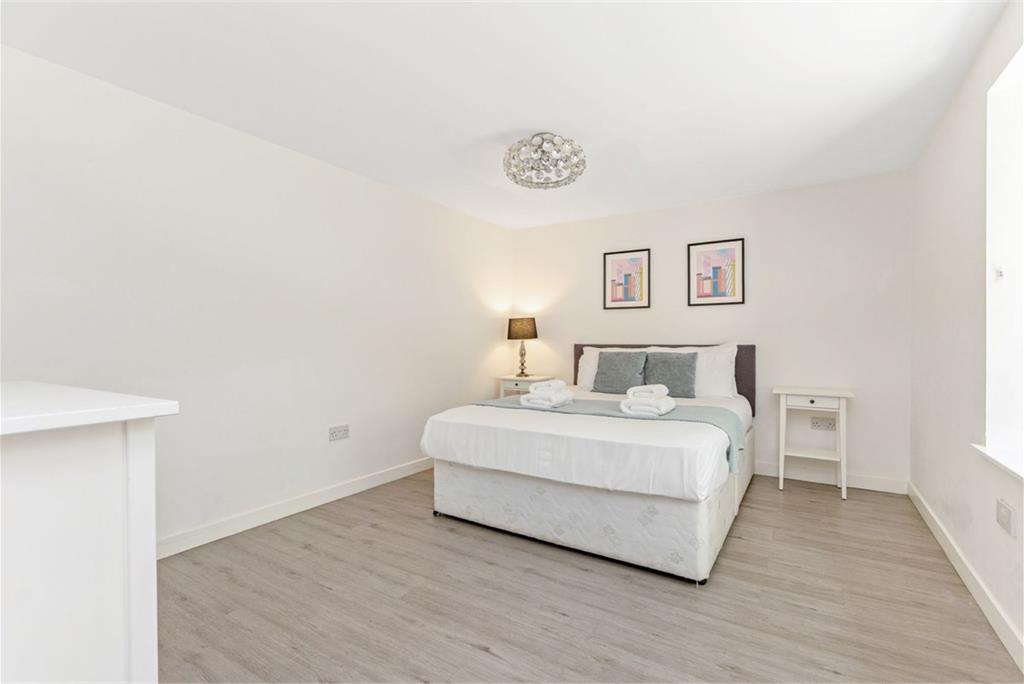 2 Coinyie House Close, Old Town, Edinburgh, EH1 1NL - image 6