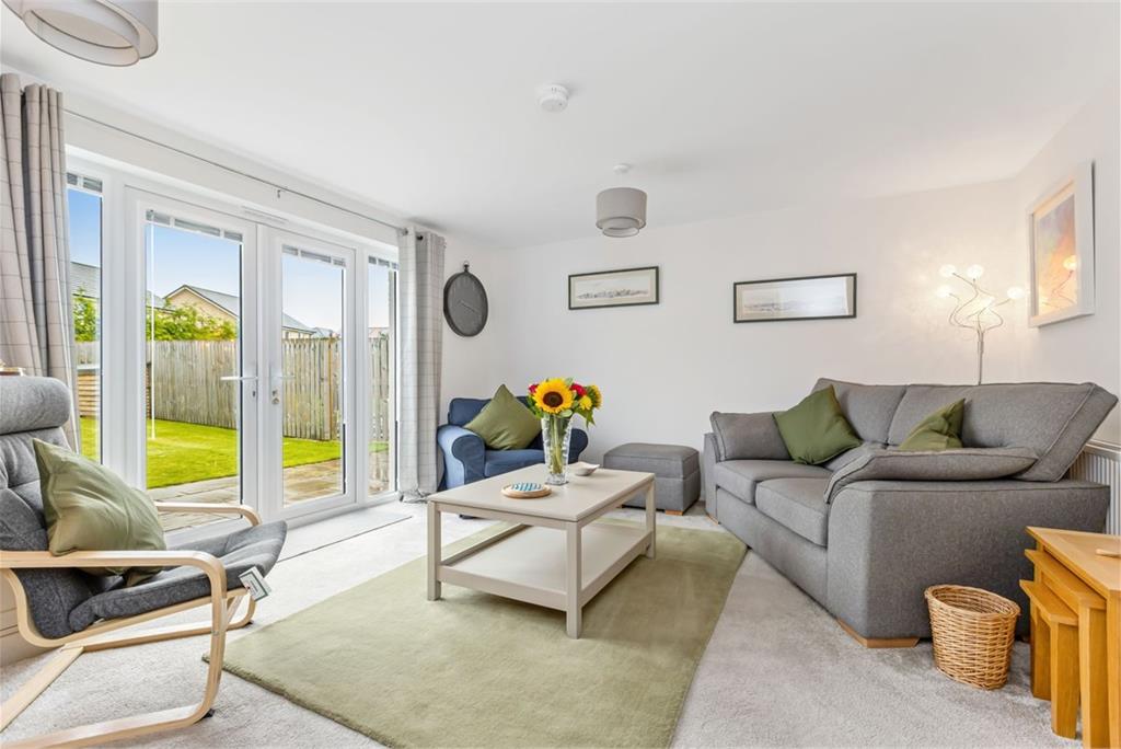 10 Bonaille Drive, Bilston, EH25 9AJ - image 2