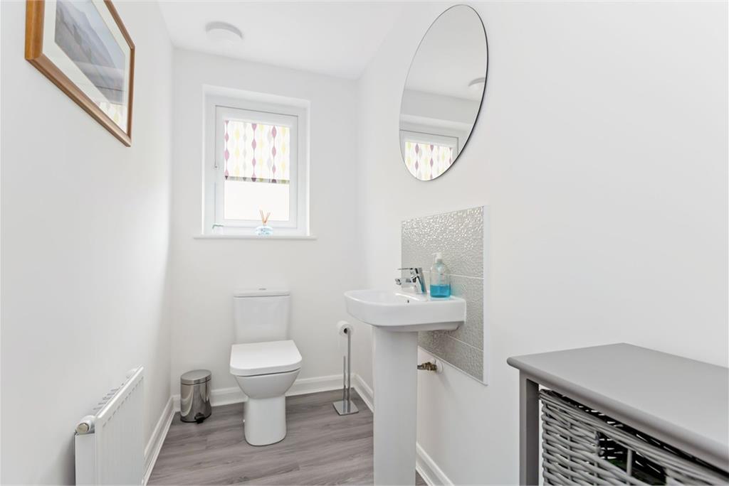 10 Bonaille Drive, Bilston, EH25 9AJ - image 14