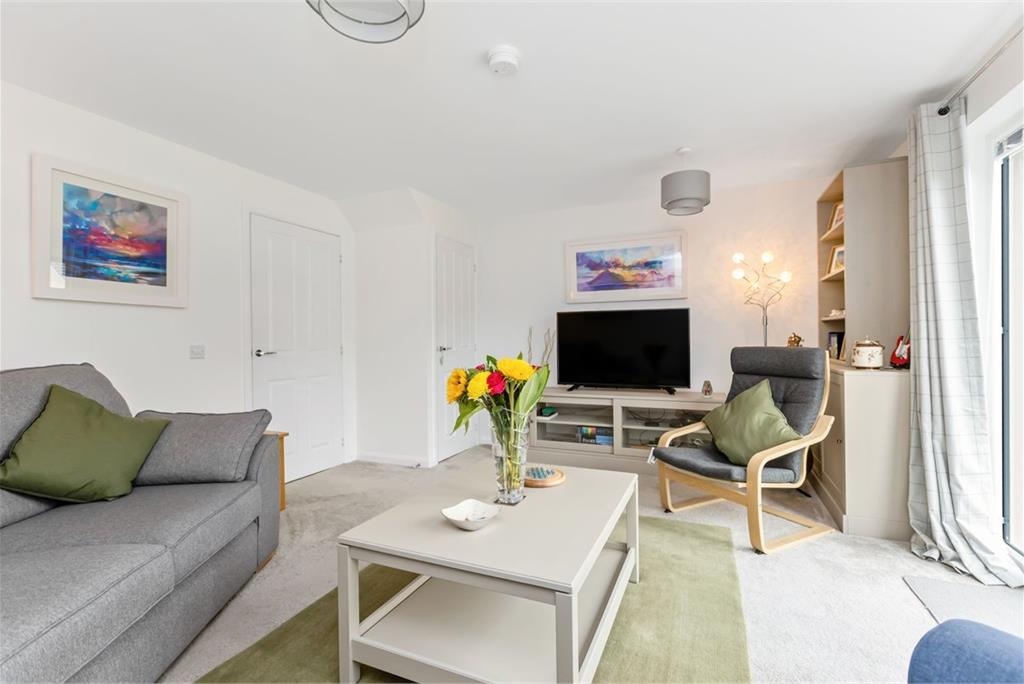 10 Bonaille Drive, Bilston, EH25 9AJ - image 3
