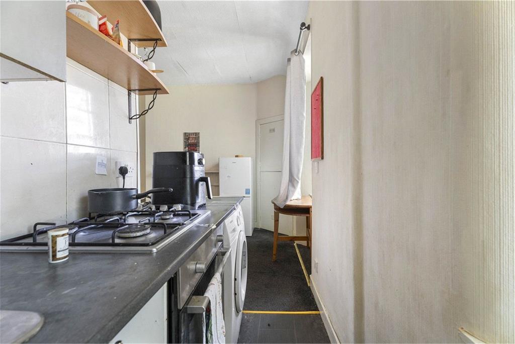 7/8 Chalmers Building,
Edinburgh,
EH3 9QF - image 6
