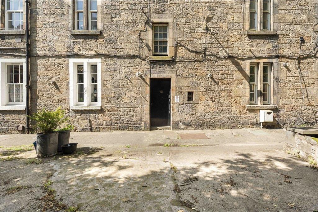 7/8 Chalmers Building,
Edinburgh,
EH3 9QF - image 1
