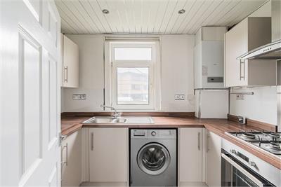 76/2 Stenhouse Crescent, Edinburgh, EH11 3HU - image 9