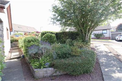 3 Burnside Gardens, Kirkcudbright, DG6 4JY - image 13