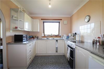 3 Burnside Gardens, Kirkcudbright, DG6 4JY - image 5