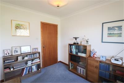 3 Burnside Gardens, Kirkcudbright, DG6 4JY - image 7