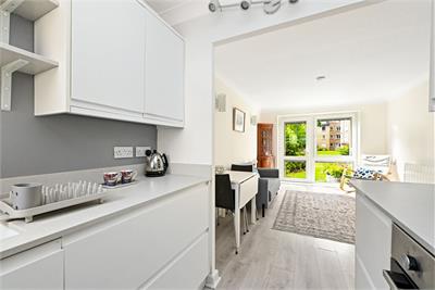 20 Homeross House, 1 Mount Grange, Marchmont, Edinburgh, EH9 2QX - image 4
