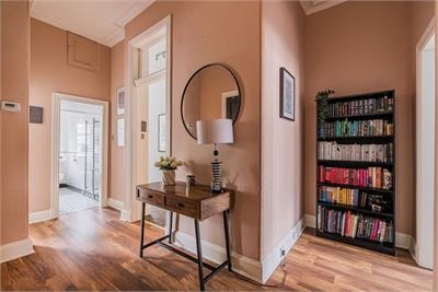 32/6 Roseburn Terrace, Edinburgh, EH12 6AN - image 2