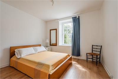 242 1F1 Canongate, Edinburgh, EH8 8AB - image 14